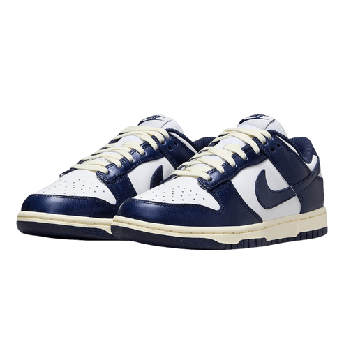 Nike Dunk Low SE "Midnight Navy"
