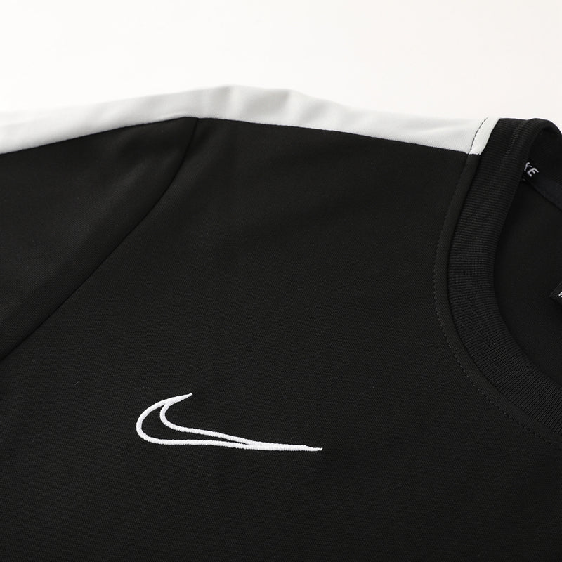 Conjunto Nike Dri-Fit Academy - Preto e Branco