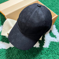 Boné LV Monogram Essential - Caiçara Conceito