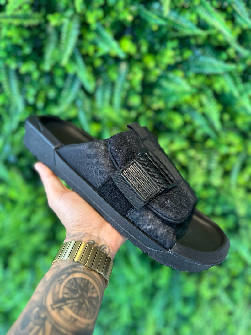 Chinelo Nike Asuna 3.0 "Triple Black"