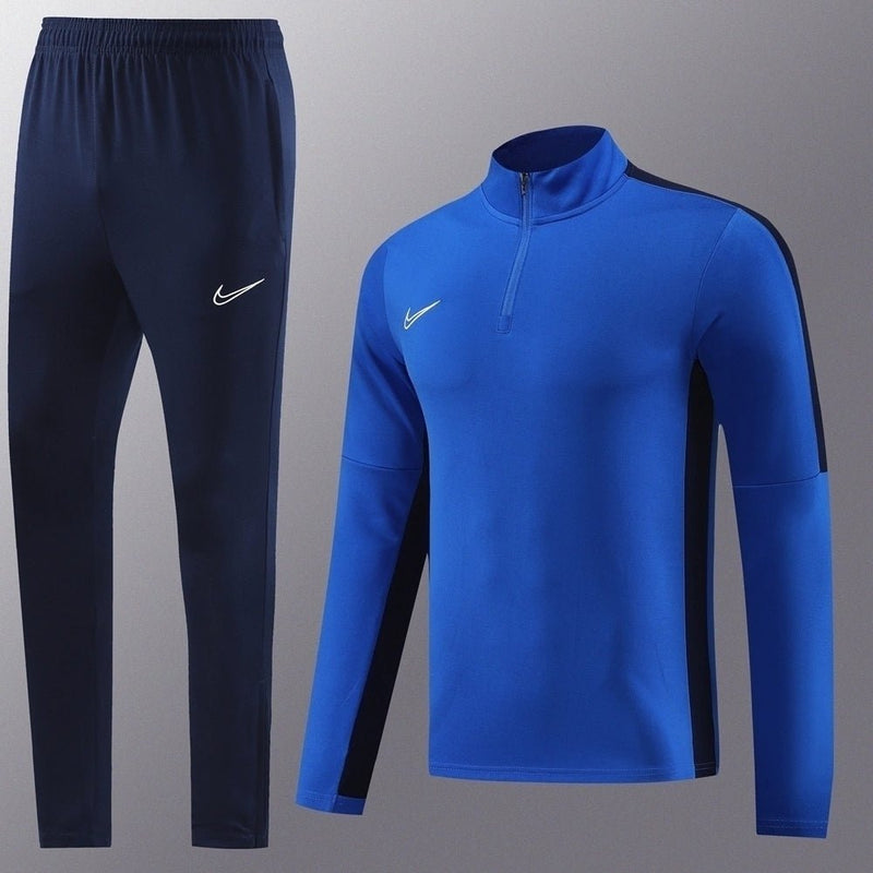 Conjunto de Treino Nike Azul e Azul Marinho - Caiçara Conceito