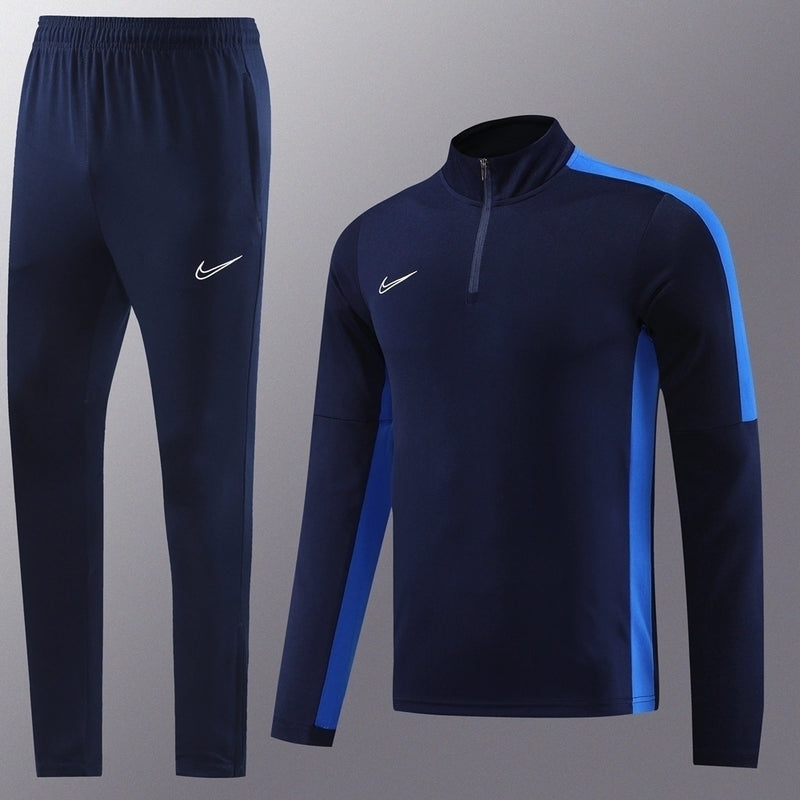 Conjunto de Treino Nike Azul Marinho e Azul