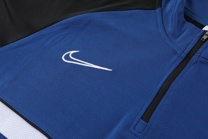 Conjunto de Treino Nike Azul, Preto e Branco - Caiçara Conceito