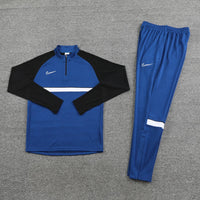 Conjunto de Treino Nike Azul, Preto e Branco - Caiçara Conceito