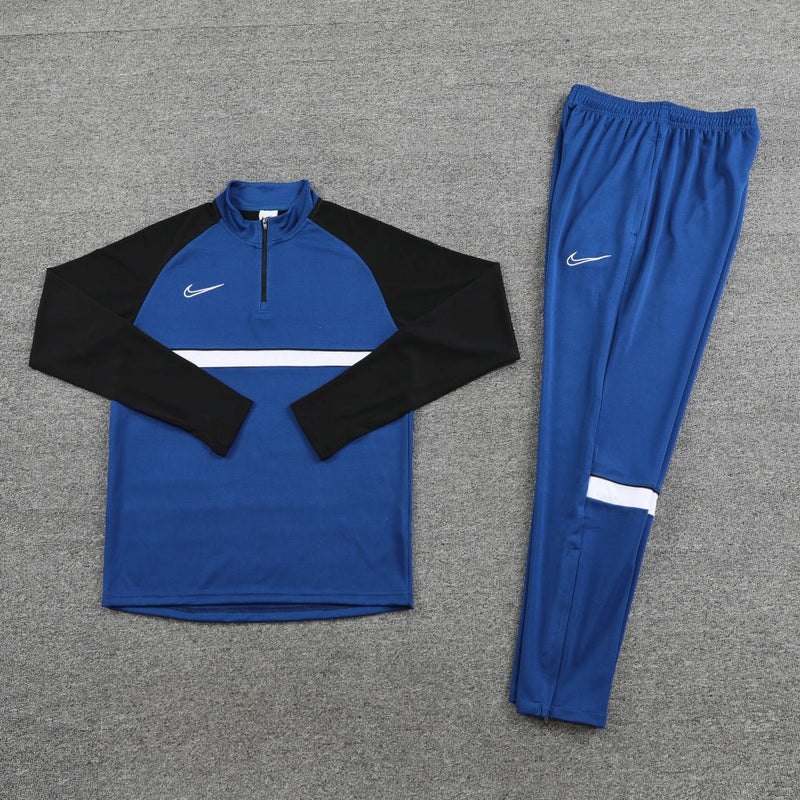 Conjunto de Treino Nike Azul, Preto e Branco - Caiçara Conceito