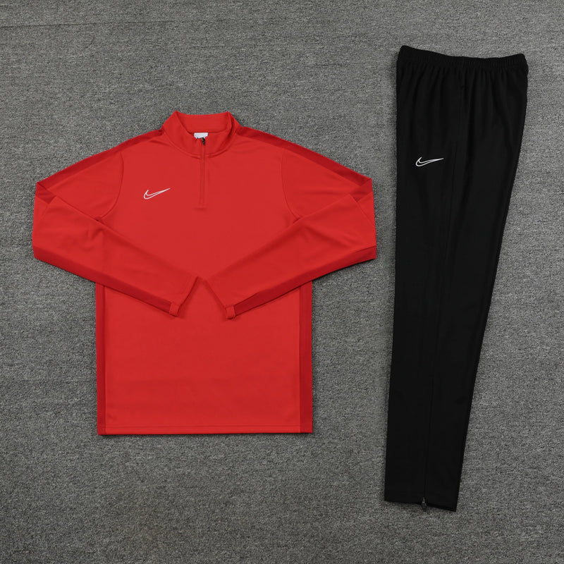 Conjunto de Treino Nike Vermelho e Preto