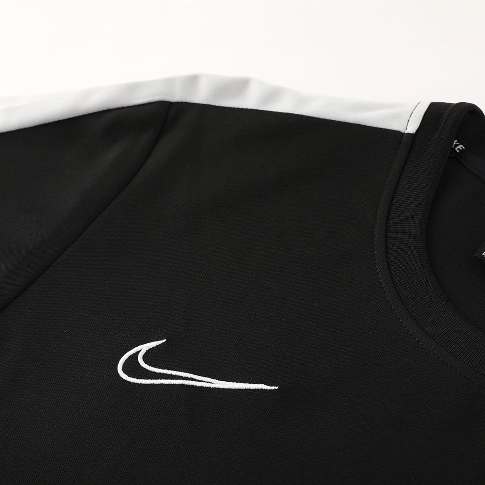 Conjunto Nike Dri - Fit Academy - Preto e Branco - Caiçara Conceito