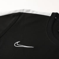 Conjunto Nike Dri - Fit Academy - Preto e Branco - Caiçara Conceito