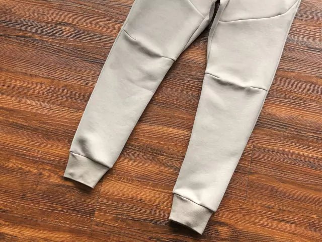 Conjunto Nike Tech Fleece Bege - Caiçara Conceito