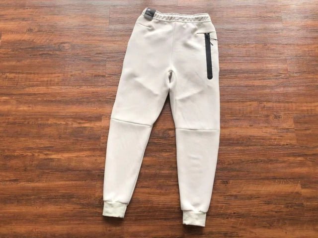 Conjunto Nike Tech Fleece Branco - Caiçara Conceito