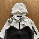 Conjunto Nike Tech Fleece Branco/Preto - Caiçara Conceito