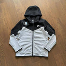 Conjunto Nike Tech Fleece Preto/Branco - Caiçara Conceito