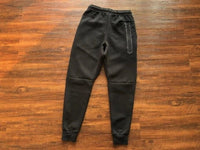 Conjunto Nike Tech Fleece Preto/Branco - Caiçara Conceito