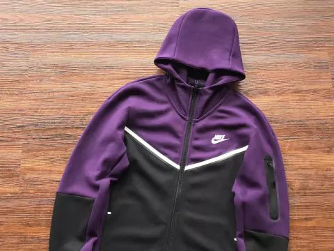 Conjunto Nike Tech Fleece Roxo