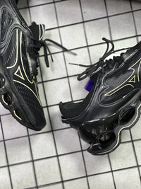 MIZUNO PROPHECY 14 PRETO E DOURADO (Pronta Entrega)