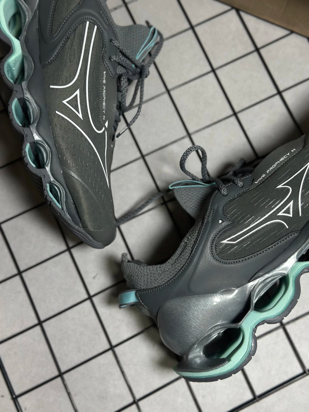 MIZUNO PROPHECY 14 CINZA E VERDE ÁGUA (Pronta Entrega)