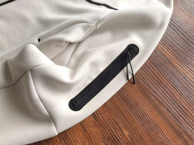 Conjunto Nike Tech Fleece Branco