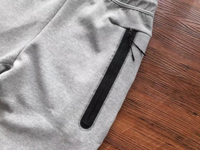 Conjunto Nike Tech Fleece Cinza