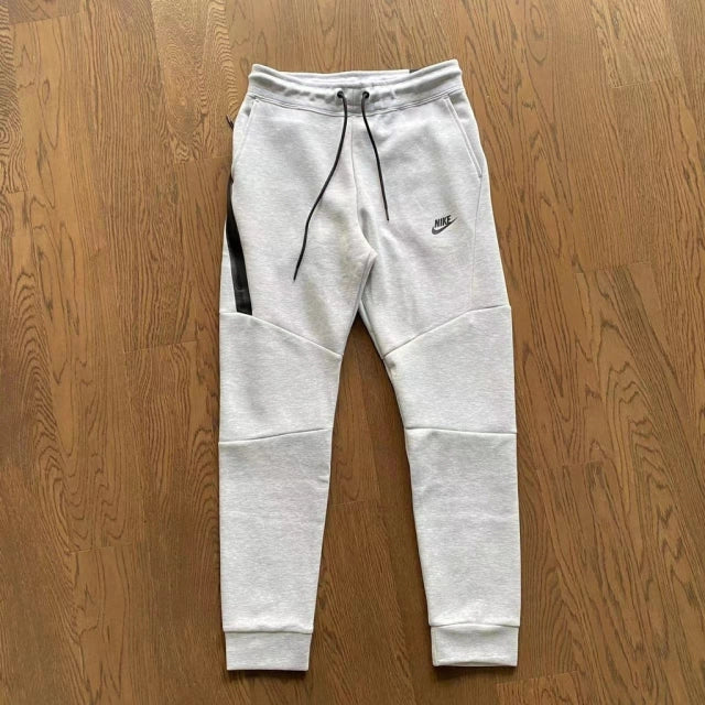 Conjunto Nike Tech Fleece Cinza