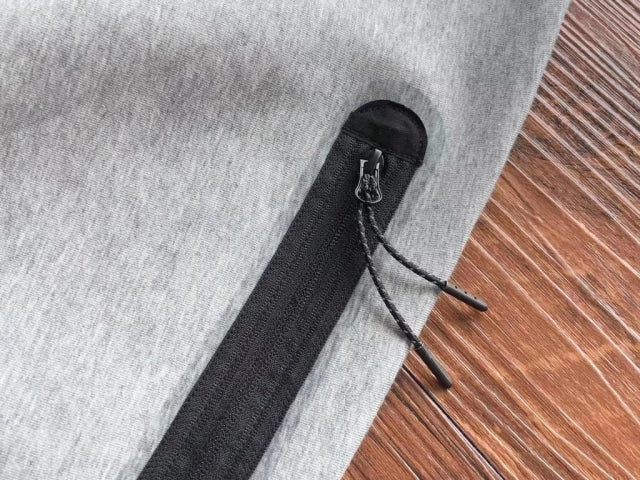 Conjunto Nike Tech Fleece Cinza
