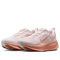Vomero 18 Feminino Rosa Claro