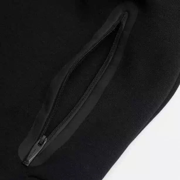 Conjunto Nike Tech Fleece x Nocta