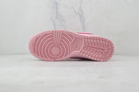 Nike Dunk Low Triple Pink