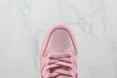 Nike Dunk Low Triple Pink