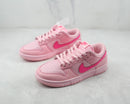 Nike Dunk Low Triple Pink