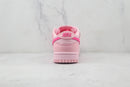 Nike Dunk Low Triple Pink