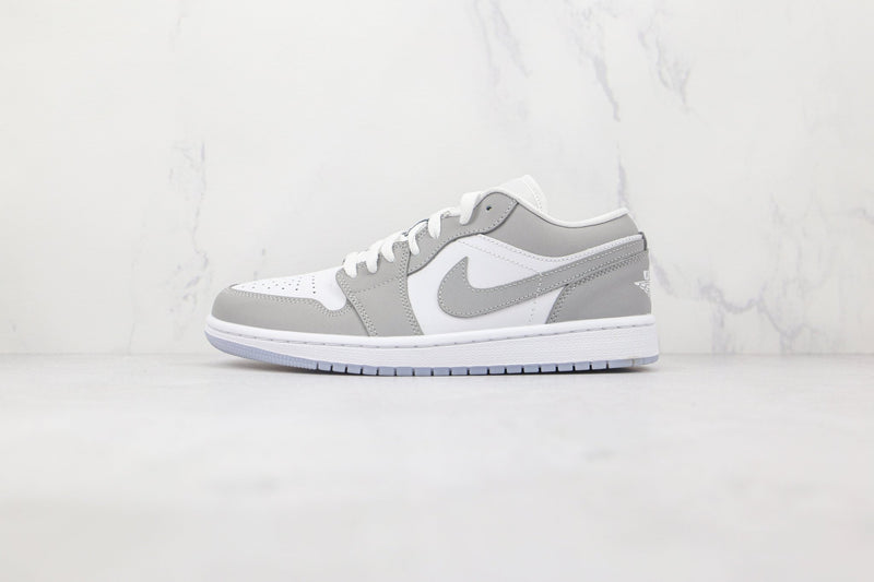 Jordan 1 Low Wolf Grey - Caiçara ConceitoJordan 1 Low Wolf Grey
