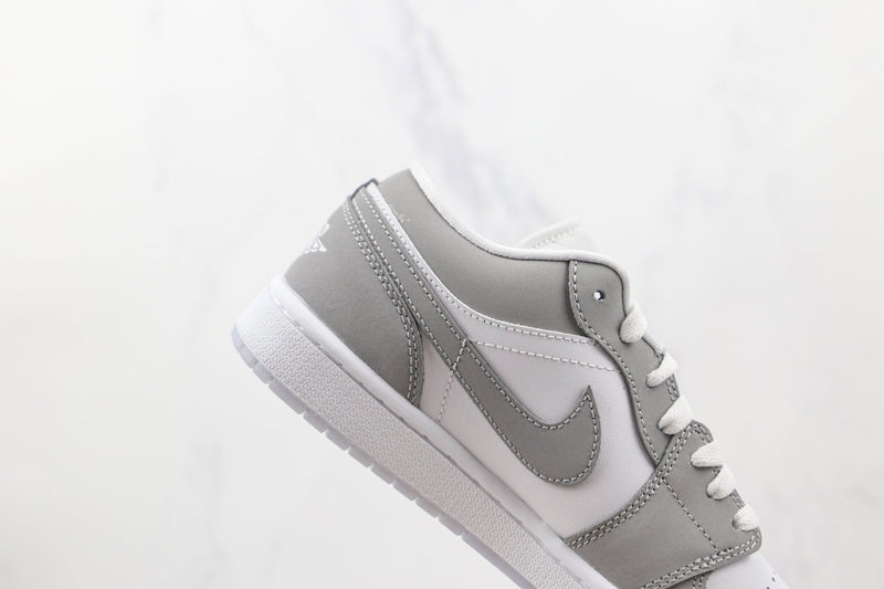 Jordan 1 Low Wolf Grey - Caiçara ConceitoJordan 1 Low Wolf Grey