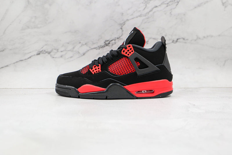 Jordan 4 Retro Red Thunder - Caiçara ConceitoJordan 4 Retro Red Thunder