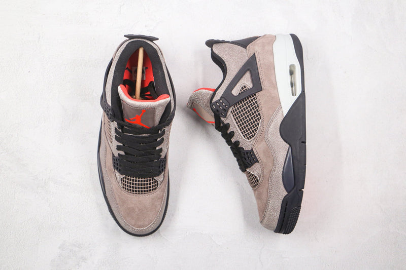 Jordan 4 Retro Taupe Haze - Caiçara ConceitoJordan 4 Retro Taupe Haze