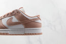 Nike Dunk Low Rose Whisper (Pronta Entrega) - Caiçara ConceitoNike Dunk Low